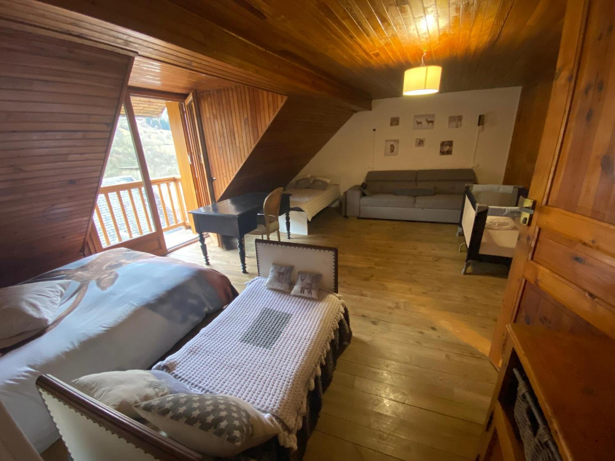 Maison Pyrénées Saint-Aventin Exterior foto